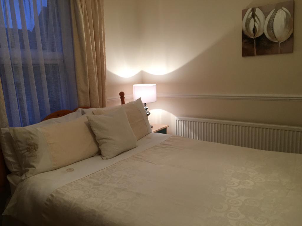 Caris Guest House サウスエンド・オン・シー エクステリア 写真
